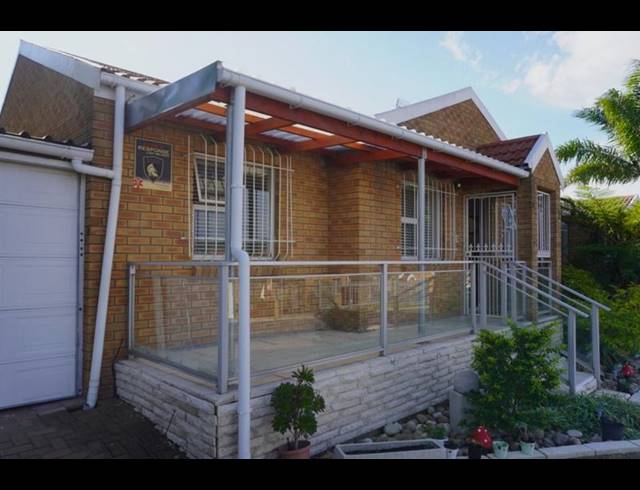 3 BEDROOM HOUSE FOR SALE IN PROTEA HEIGHTS